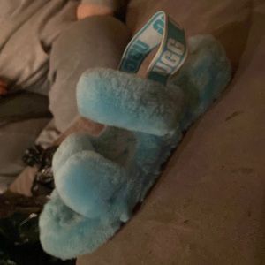 Uggs slide worn twice